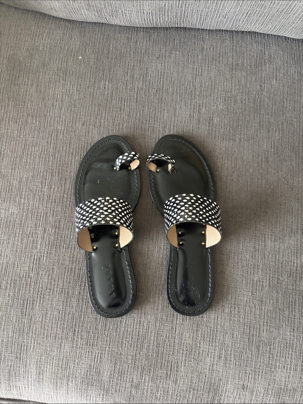 Amanu leather sandals